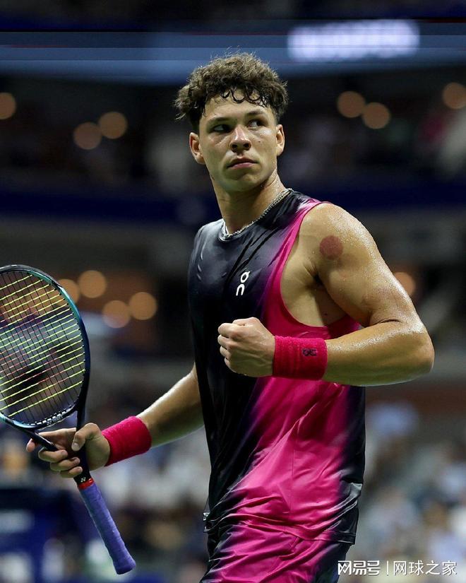 人不禁联想 人不禁联想