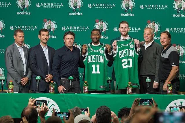 确保他在关 确保他在关