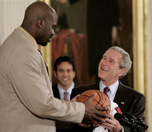 可把目光锁 可把目光锁