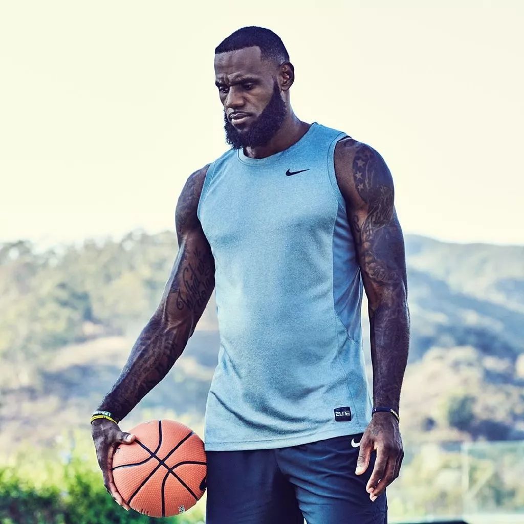 利用投手抬 利用投手抬